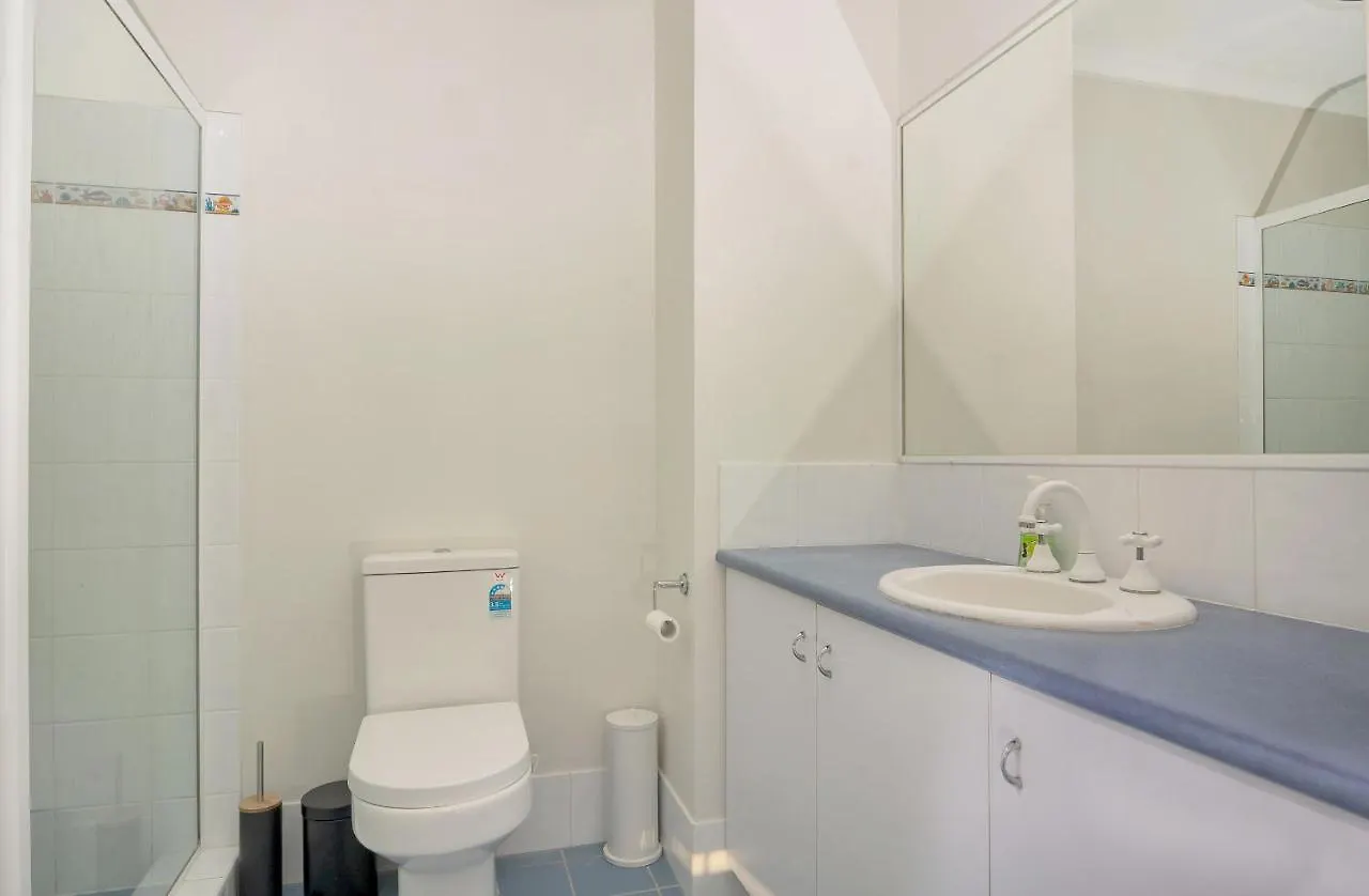 Maroochydore Beach, Park, Cafes, 4 Guests - Zb3 Apartment 0*,  Australia