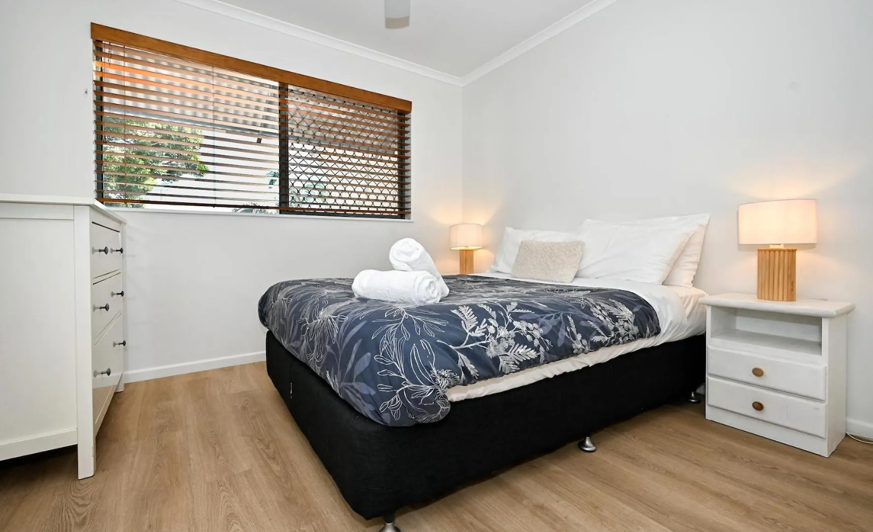 Maroochydore Beach, Park, Cafes, 4 Guests - Zb3 Apartment