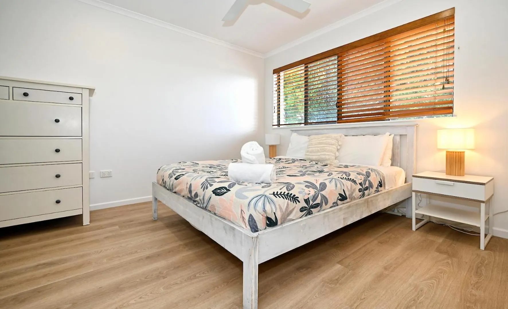 Maroochydore Beach, Park, Cafes, 4 Guests - Zb3 Apartment 0*,